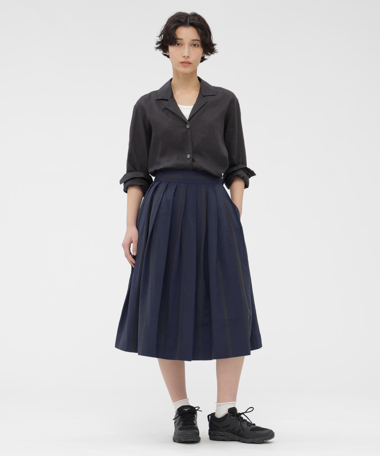 2025MHL マーガレットハウエル コーデュロイスカート 濃紺 ネイビー BOLD STRIPE COTTON LINEN SKIRT | MARGARET HOWELL（マーガレット
