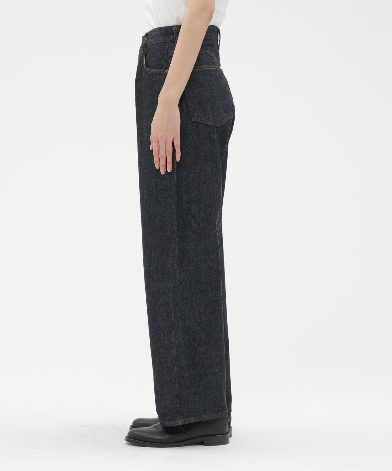 LIGHT DENIM TROUSERS | MARGARET HOWELL（マーガレット・ハウエル