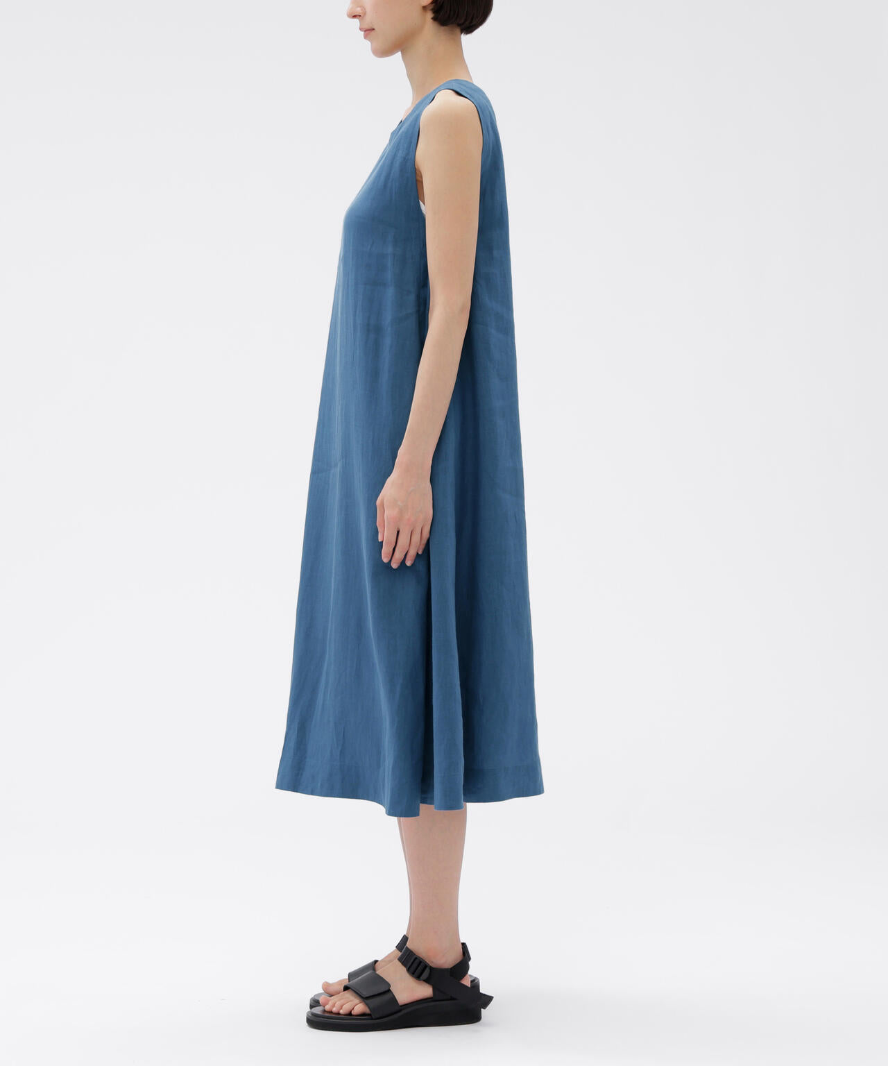 LIGHTWEIGHT LINEN DRESS | MARGARET HOWELL（マーガレット・ハウエル