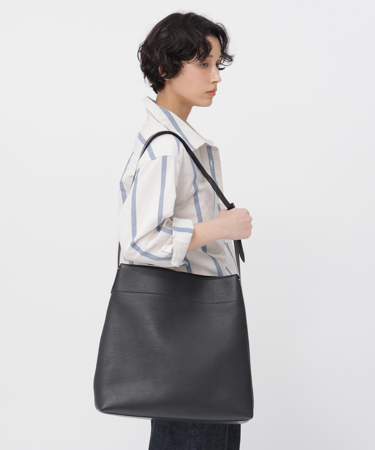 SMOOTH LEATHER | MARGARET HOWELL（マーガレット・ハウエル
