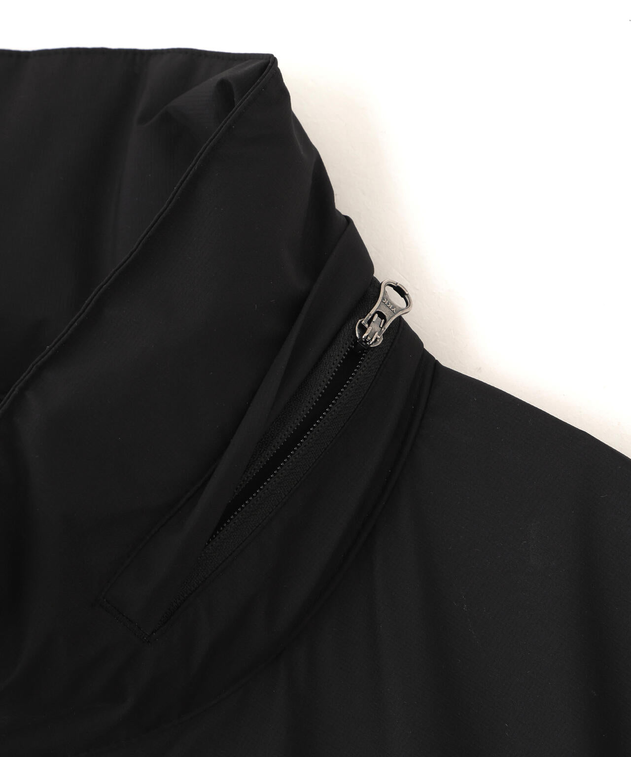 LIGHT WEIGHT NYLON RIPSTOP 3LY COAT