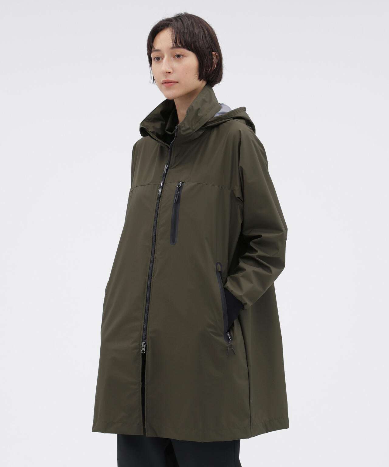 身長168cm　B76 W58 H86 着用サイズ：II