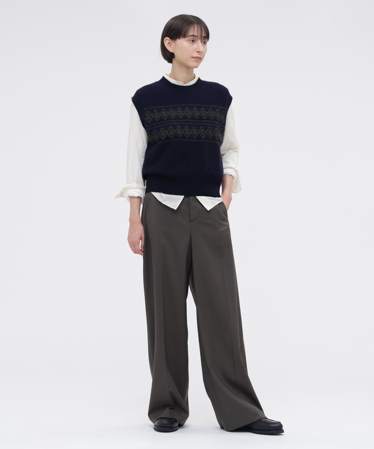 WASHABLE WOOL PLAINWEAVE TROUSERS | MARGARET HOWELL（マーガレット