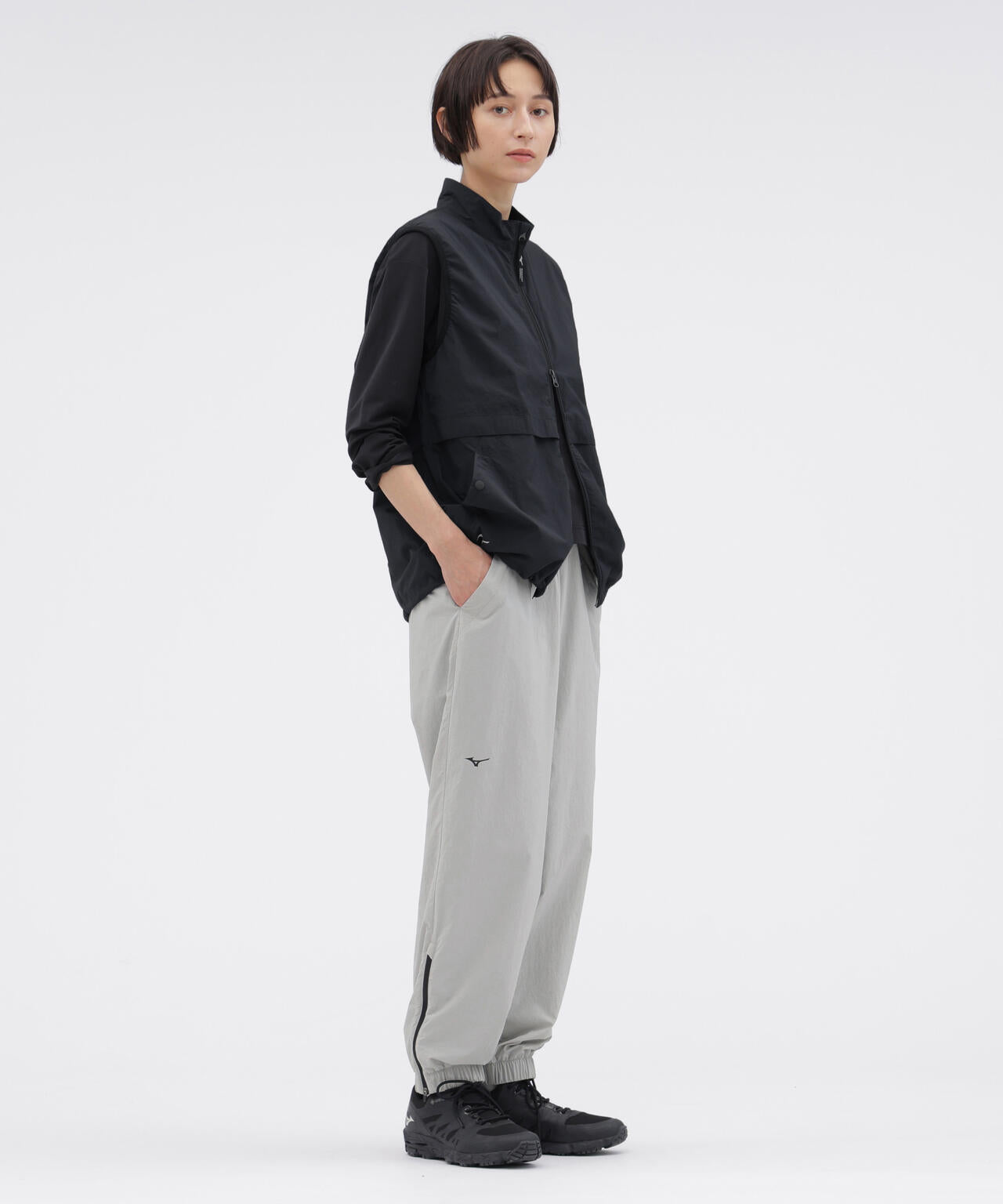身長168cm　B76 W58 H86 着用サイズ：II