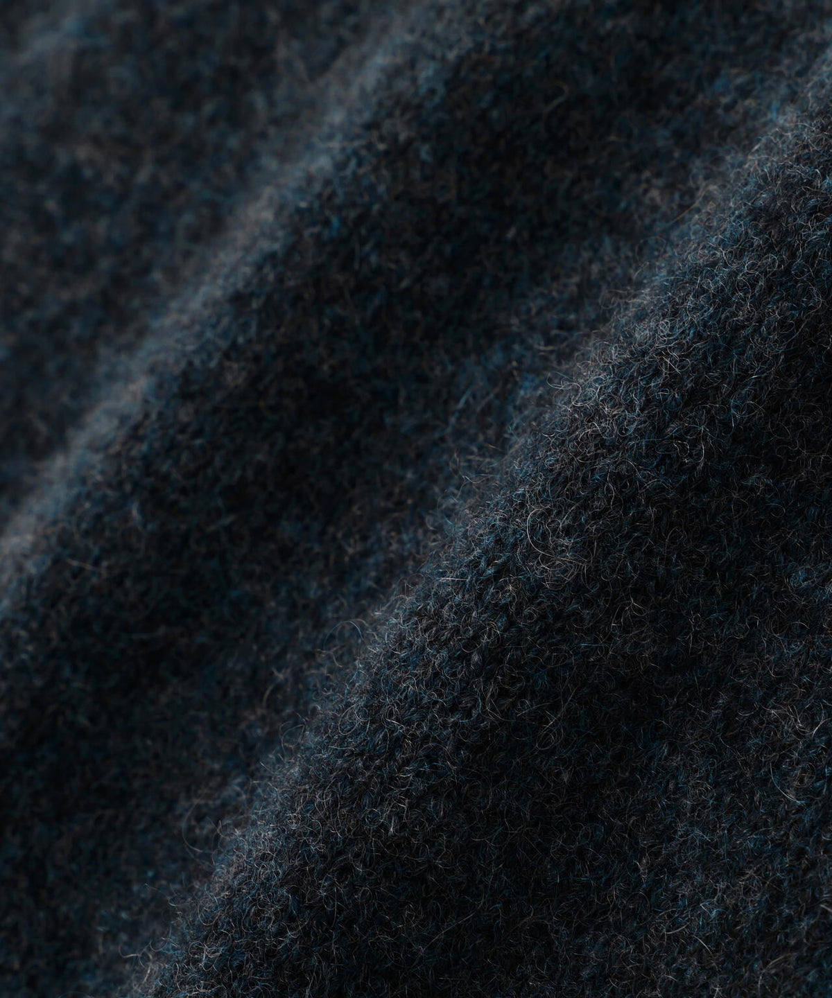 TWISTED CASHMERE WOOL KNITWEAR