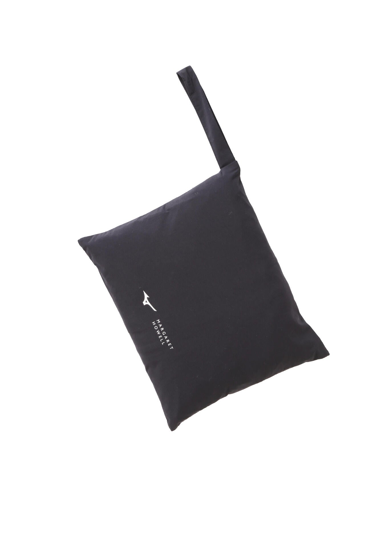 LIGHTWEIGHT NYLON POPLIN