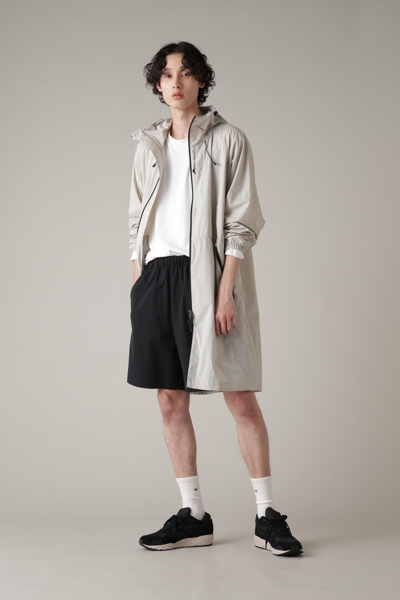 LIGHTWEIGHT NYLON POPLIN