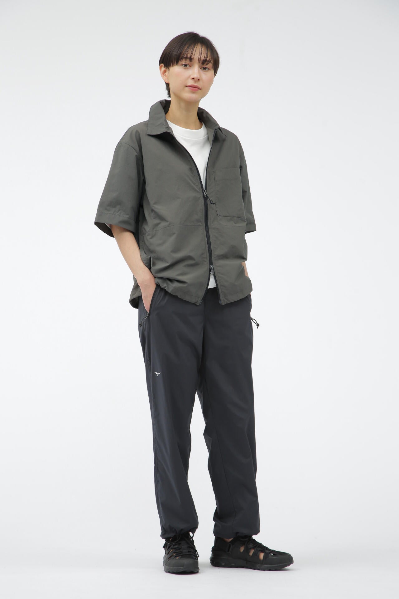マーガレットハウエル　Lightweight Linen WATER REPELLENT NYLON POPLIN SHIRT | MARGARET HOWELL