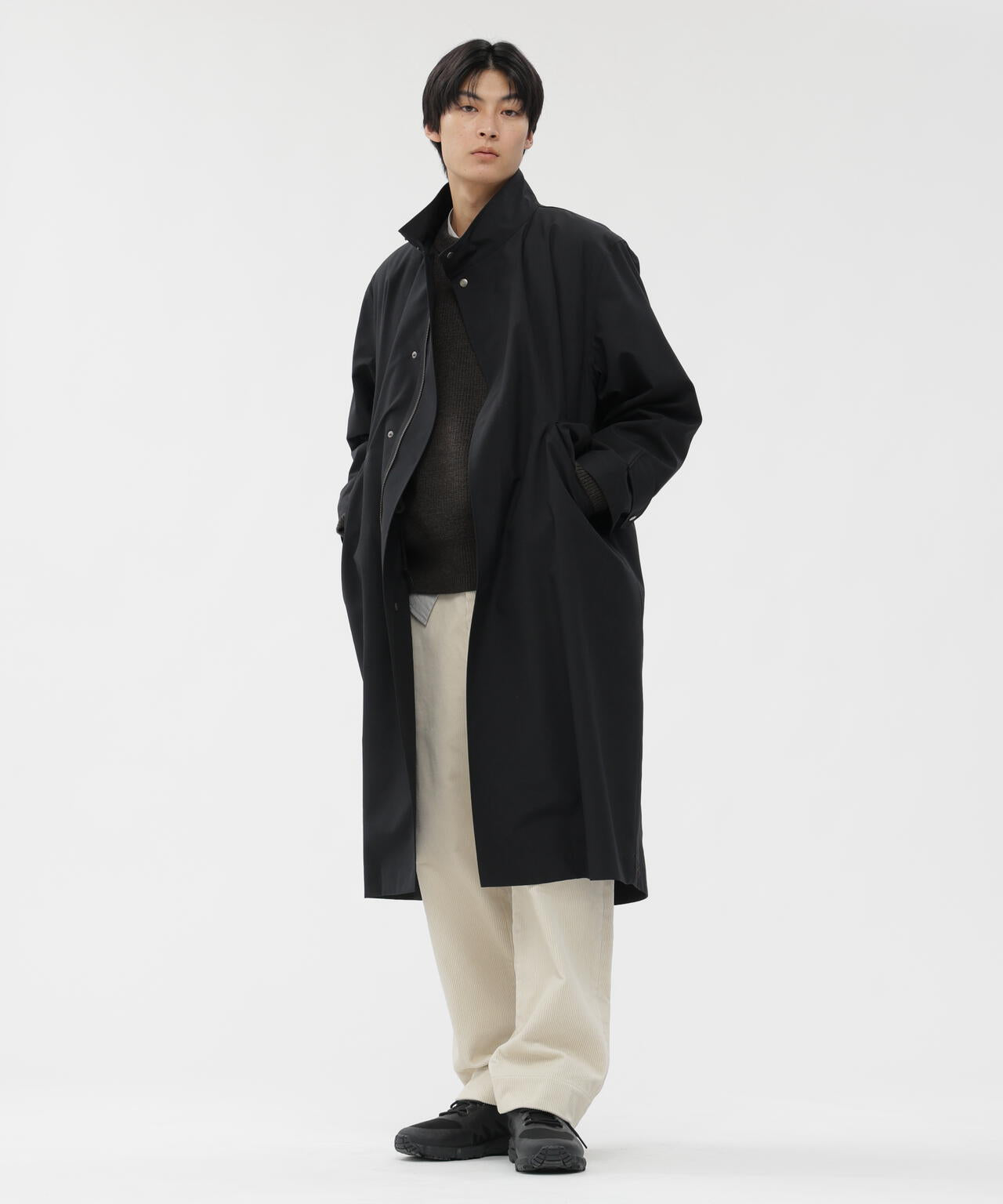 SHOWERPROOF WOOL COAT