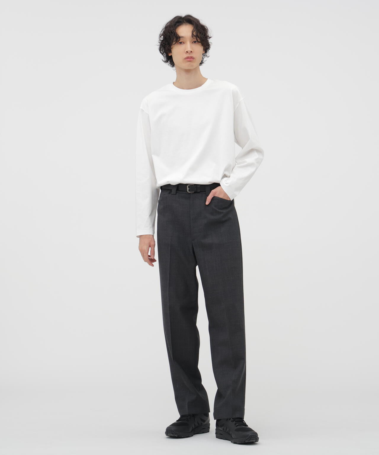 CRISP WOOL PLAINWEAVE TROUSERS