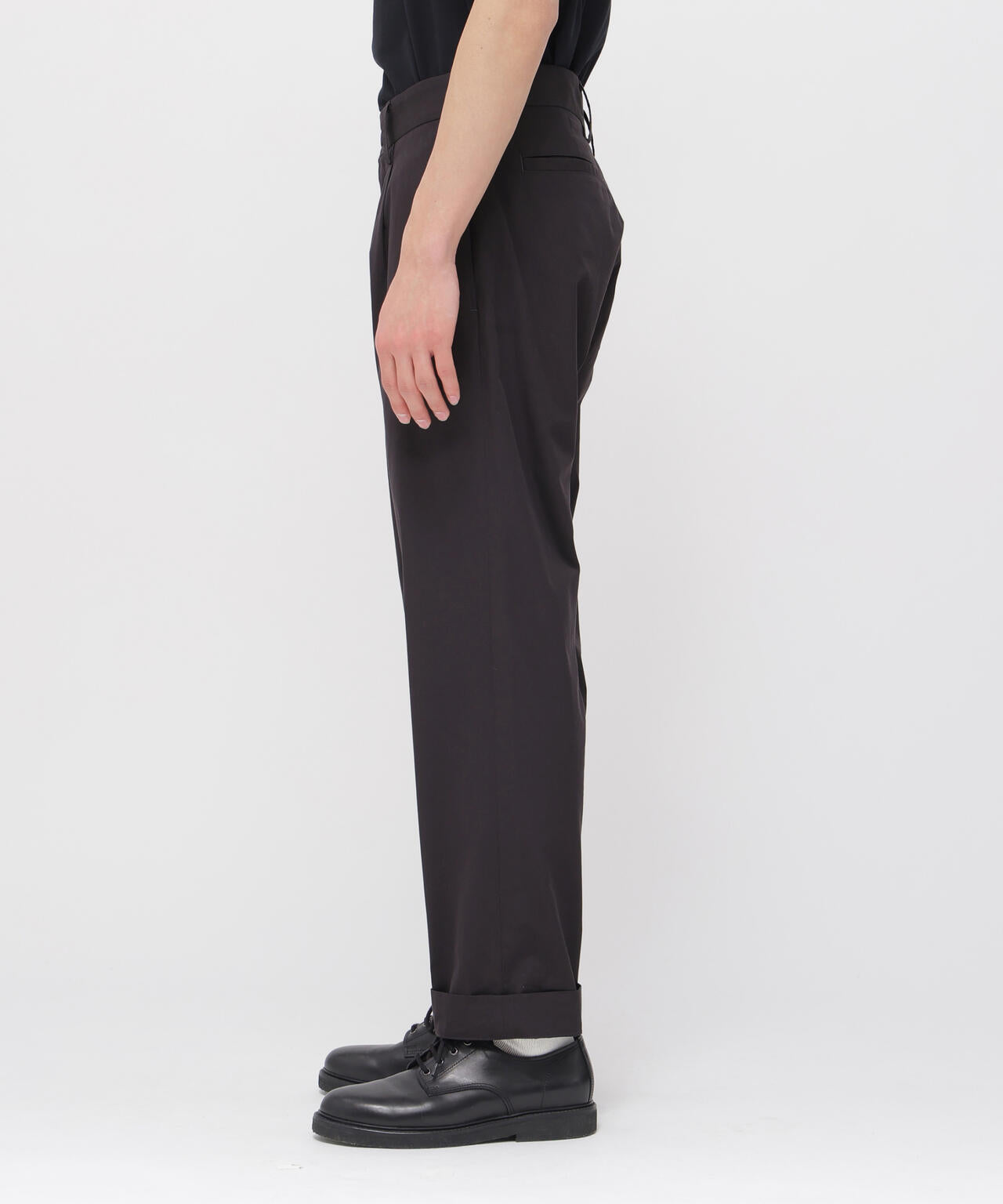 マーガレットハウエル　コットンシルク パンツ COTTON SILK PLAINWEAVE TROUSERS | MARGARET HOWELL（マーガレット