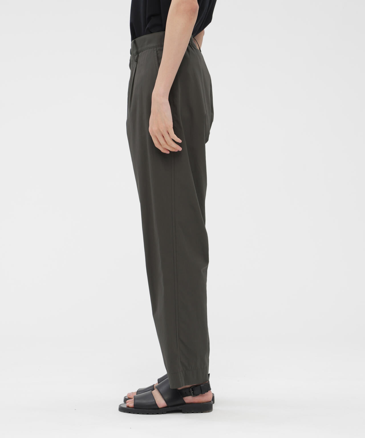FINE COTTON PLAINWEAVE TROUSERS | MARGARET HOWELL（マーガレット