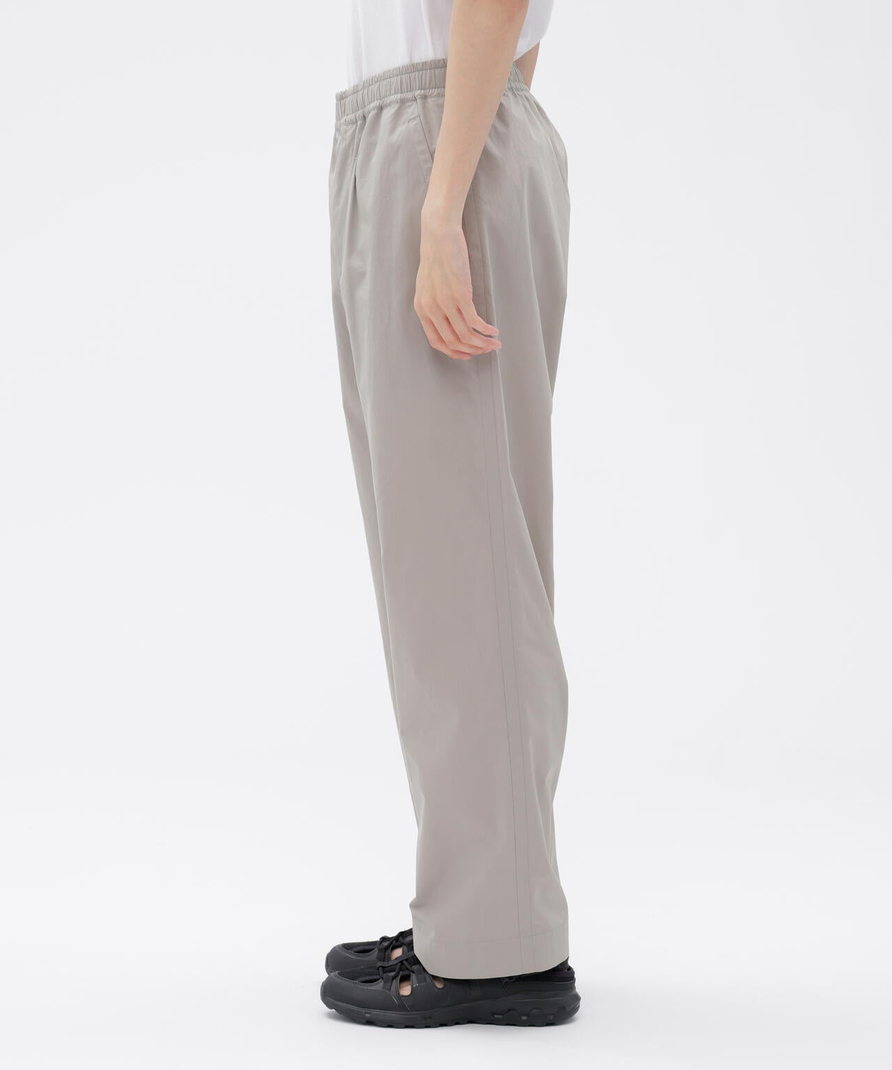 HIGHDENSE COTTON PLAINWEAVE TROUSERS
