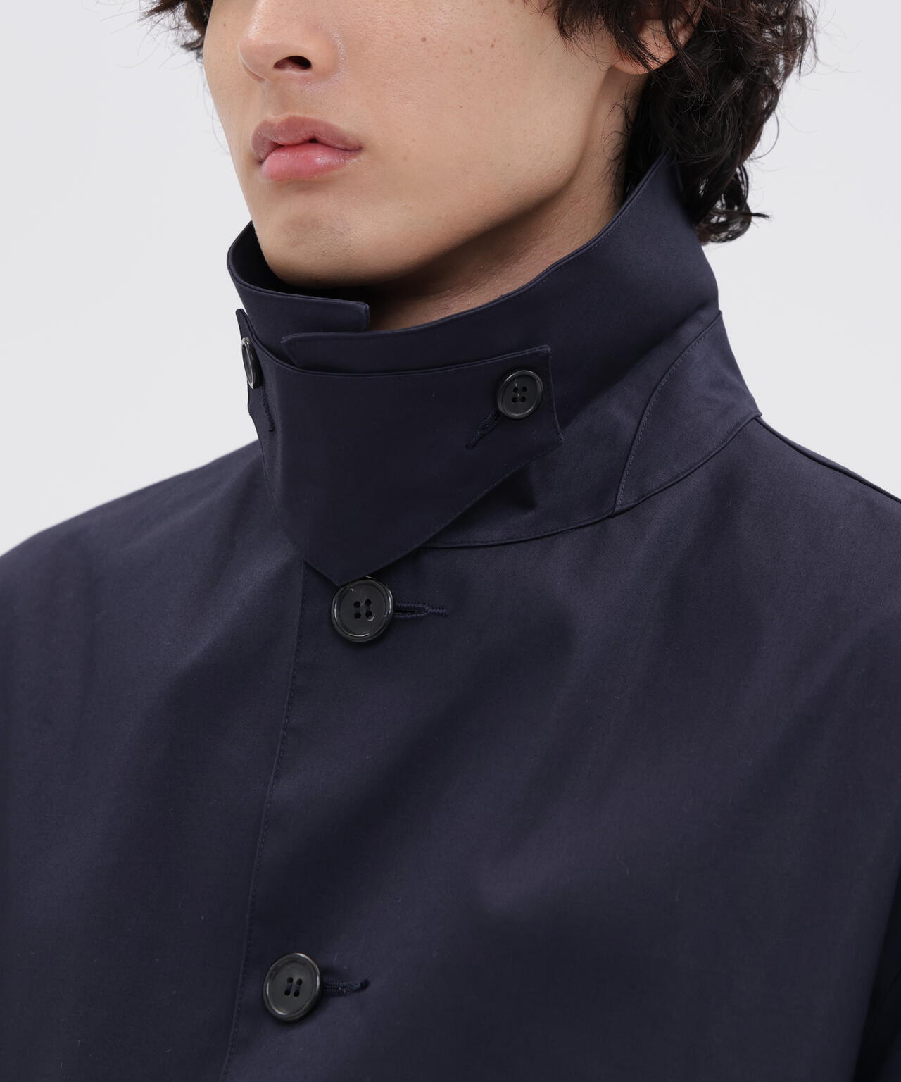 身長185cm 　B84 W66cm H91cm 着用サイズ：L