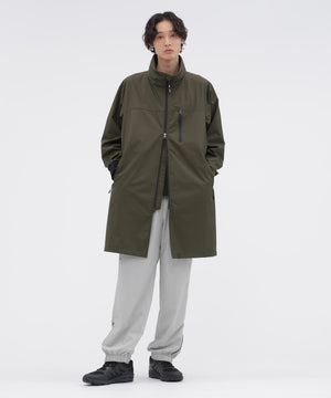 身長185cm 　B84 W66cm H91cm 着用サイズ：XL
