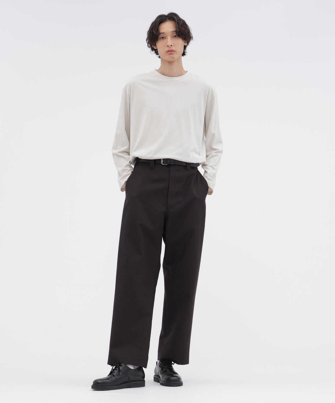 YARN DYE WOOL PLAINWEAVE TROUSERS | MARGARET HOWELL（マーガレット