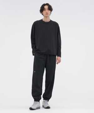 身長185cm 　B84 W66cm H91cm 着用サイズ：XL