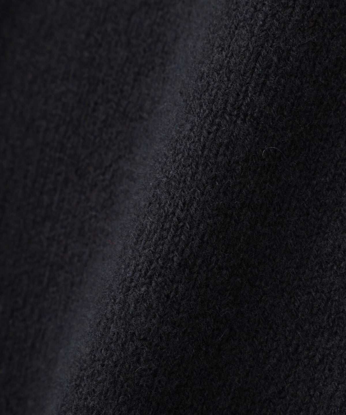 MERINO CASHMERE KNITWEAR