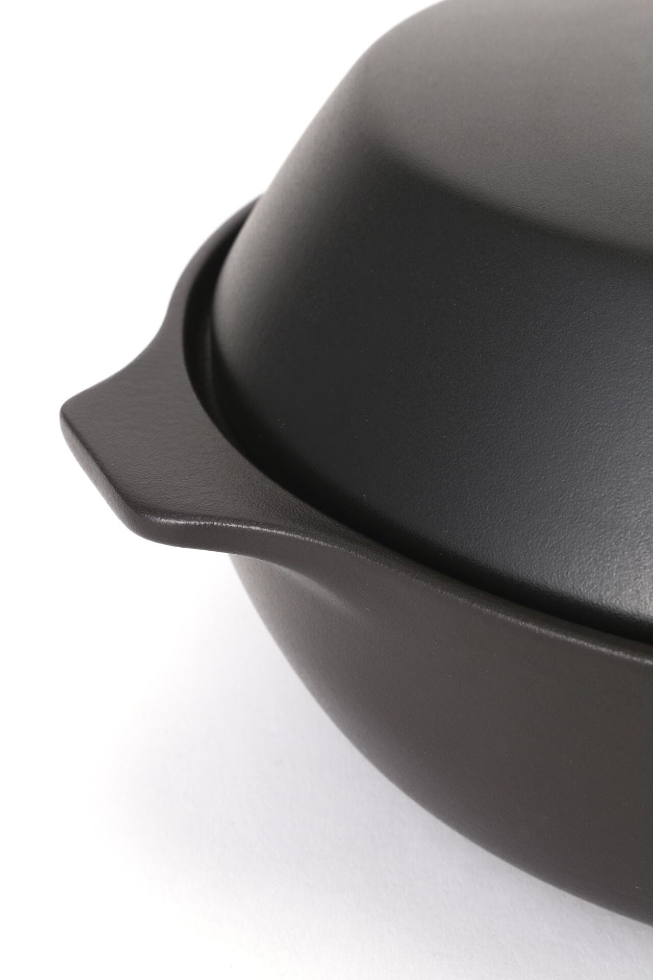 PAN LARGE | MARGARET HOWELL（マーガレット・ハウエル） ｜【公式