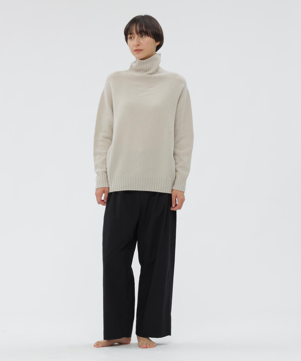SOFT CASHMERE KNITWEAR
