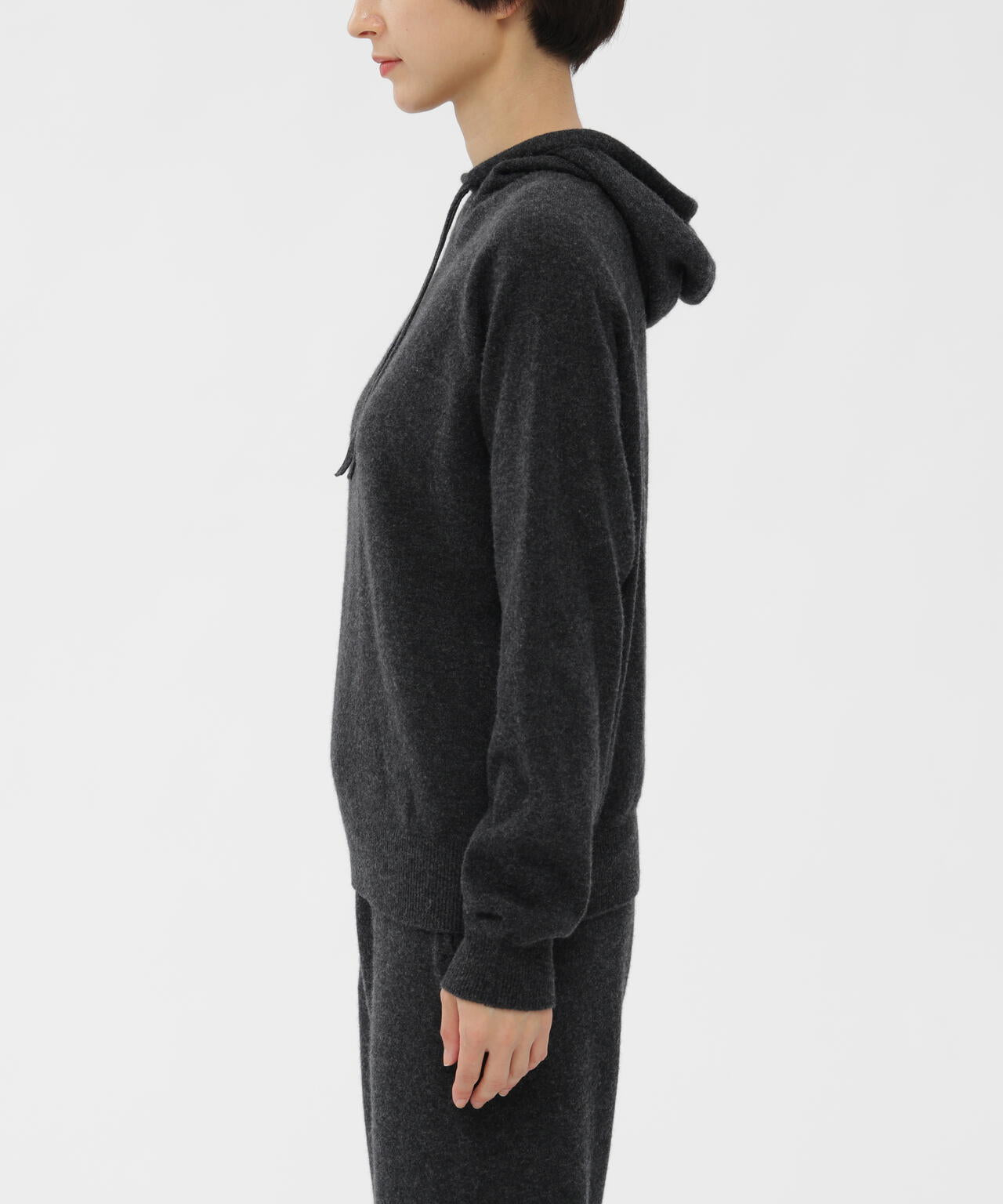 PURE CASHMERE KNITWEAR