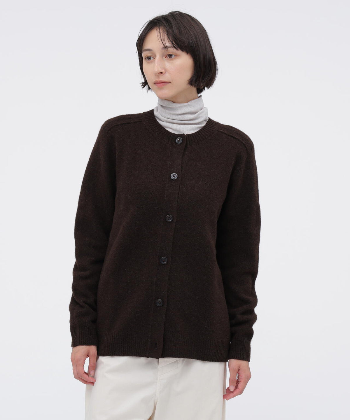 NATURAL WOOL KNITWEAR