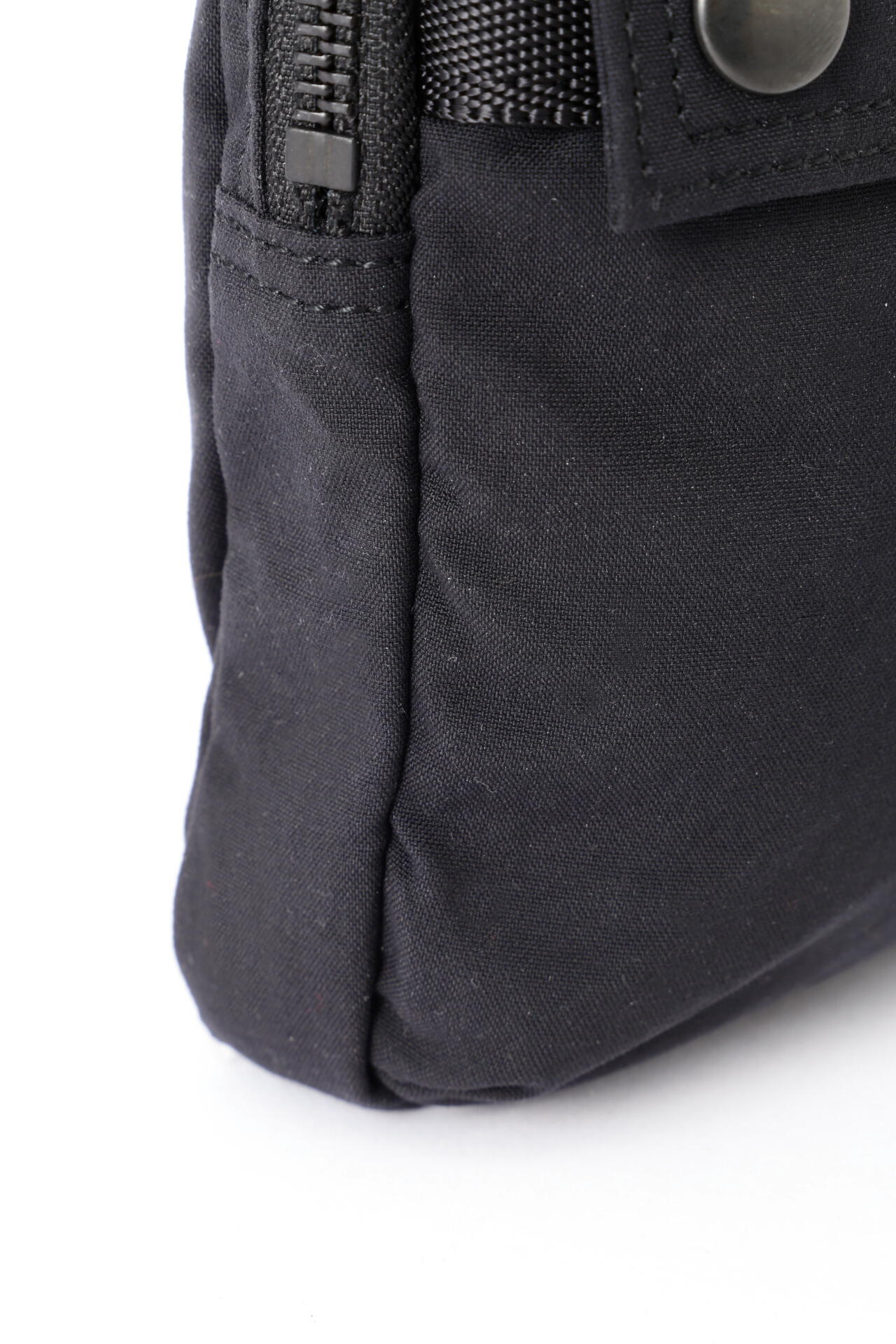 WORN NYLON OXFORD | MARGARET HOWELL（マーガレット・ハウエル