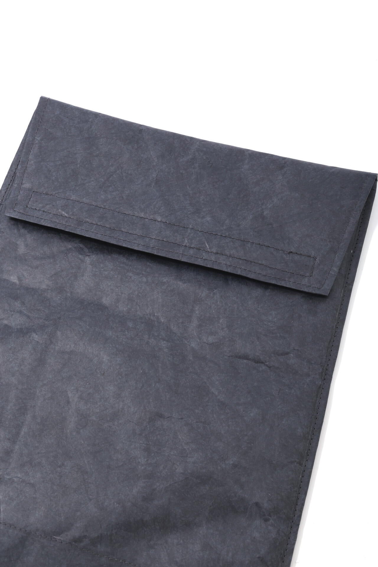 LIGHT DENSE POLYETHYLENE