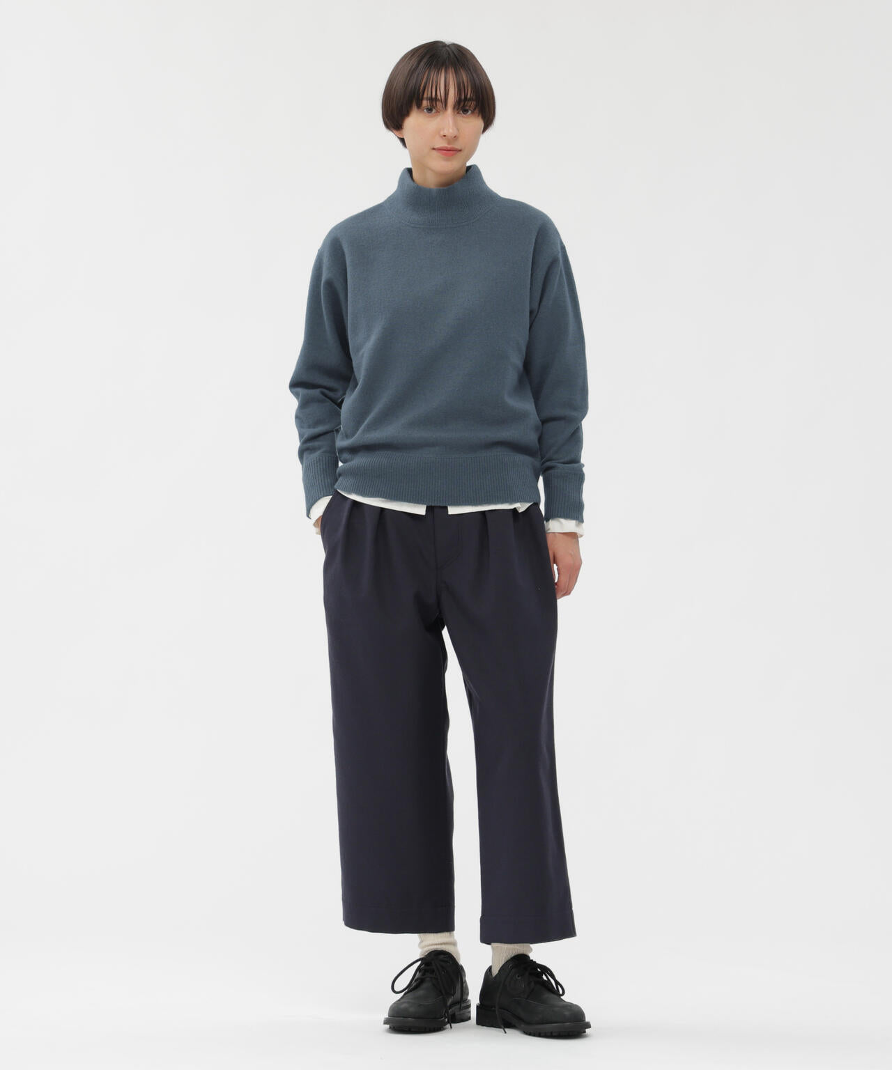 FELTED ROUGH WOOL KNITWEAR