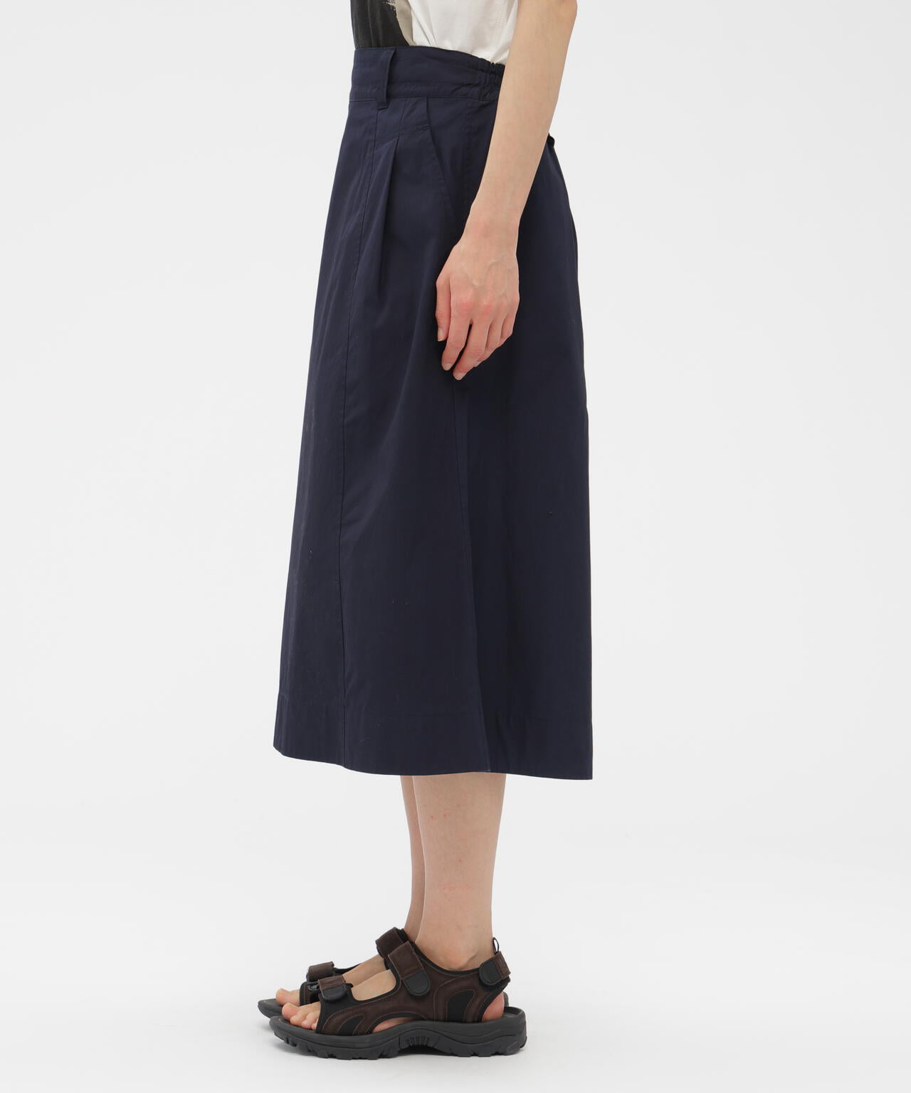 FINE COMPACT COTTON POPLIN SKIRT | MARGARET HOWELL（マーガレット