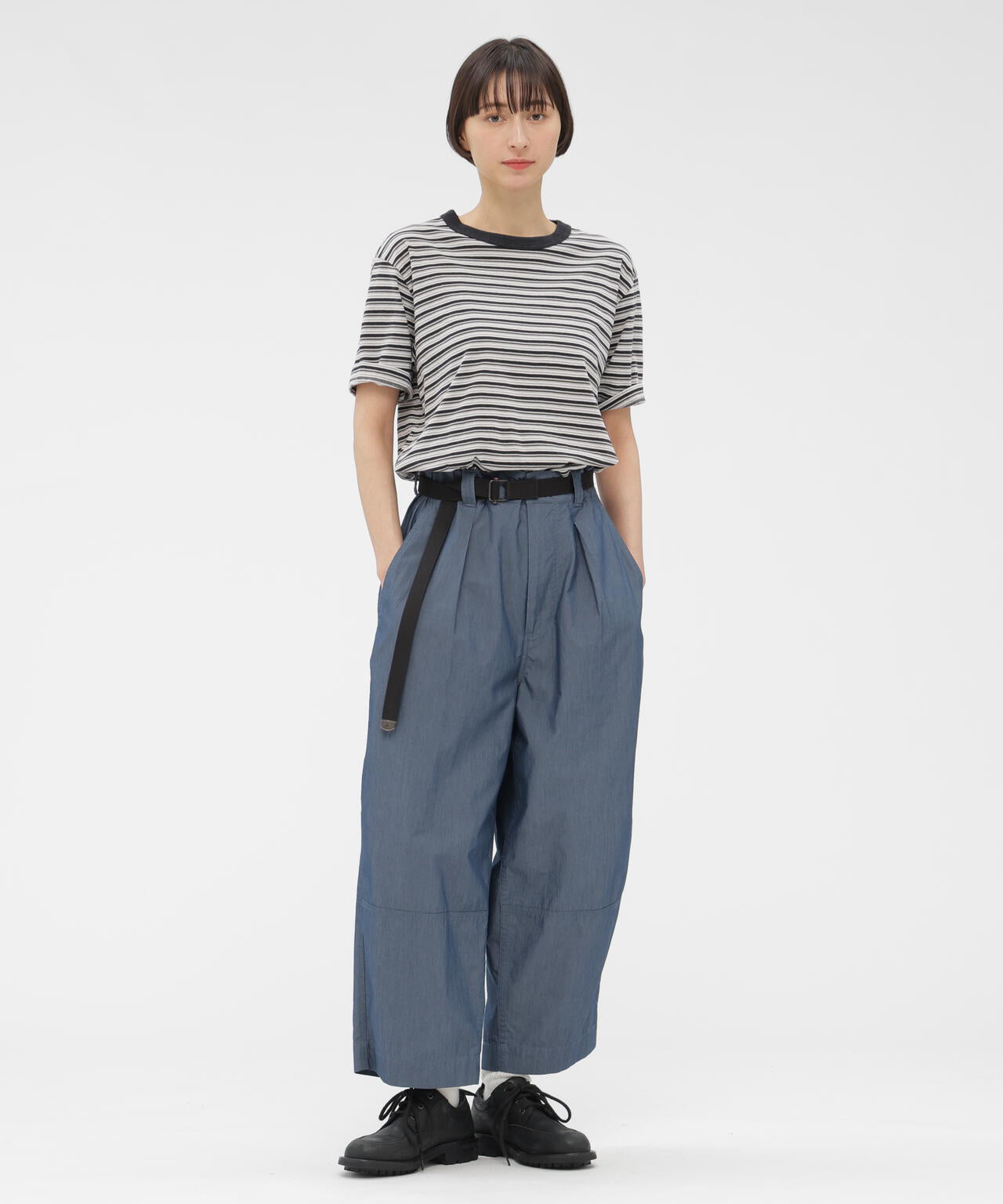 SUPERLIGHT COTTON NYLON TROUSERS | MARGARET HOWELL（マーガレット