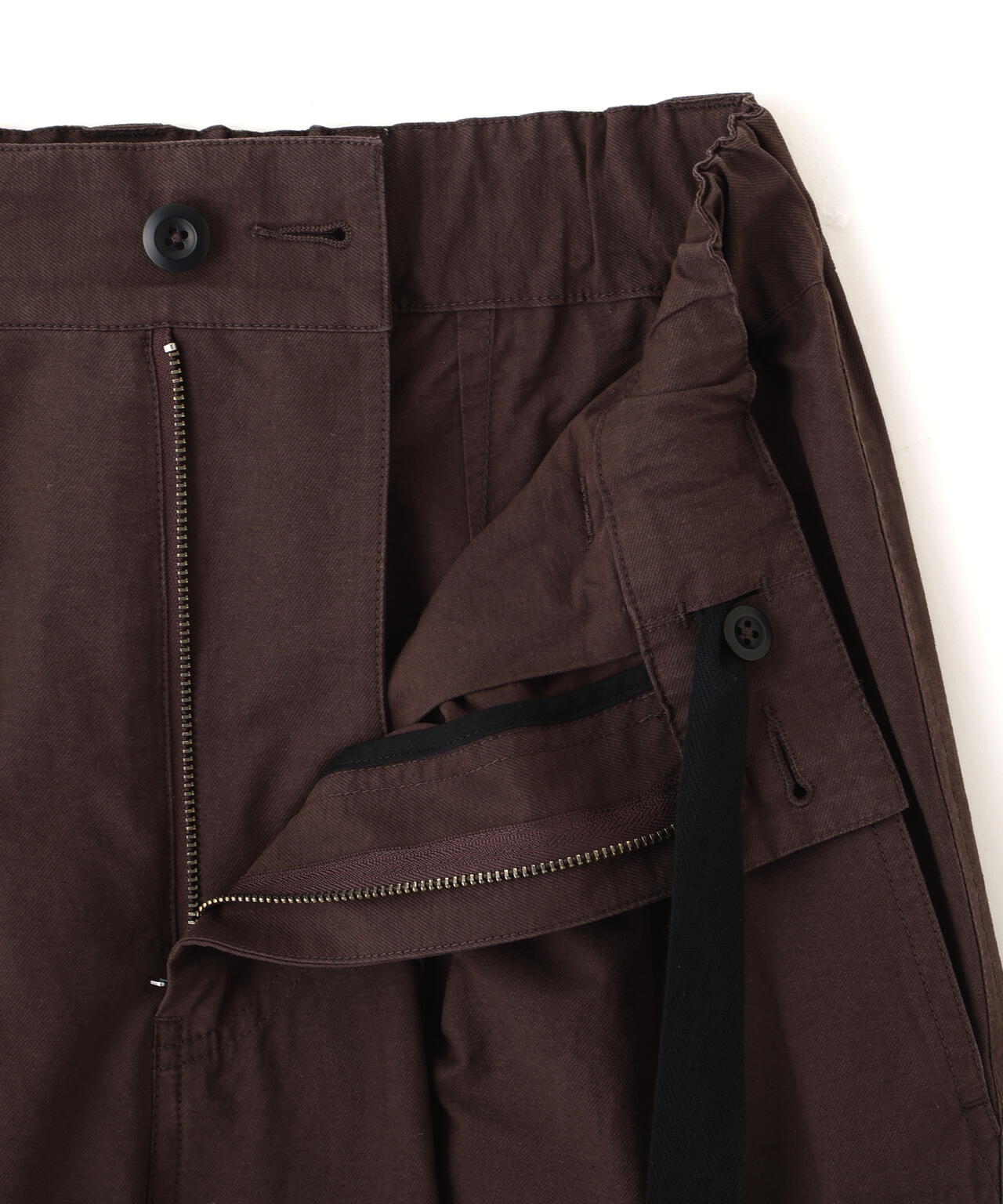 LIGHTWEIGHT COTTON NYLON TWILL TROUSERS