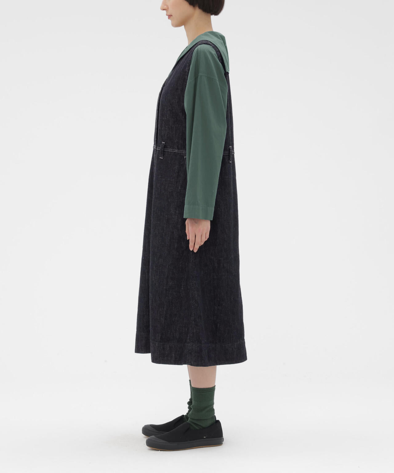 CANTON BLACK LIGHT DENIM DRESS | MARGARET HOWELL（マーガレット