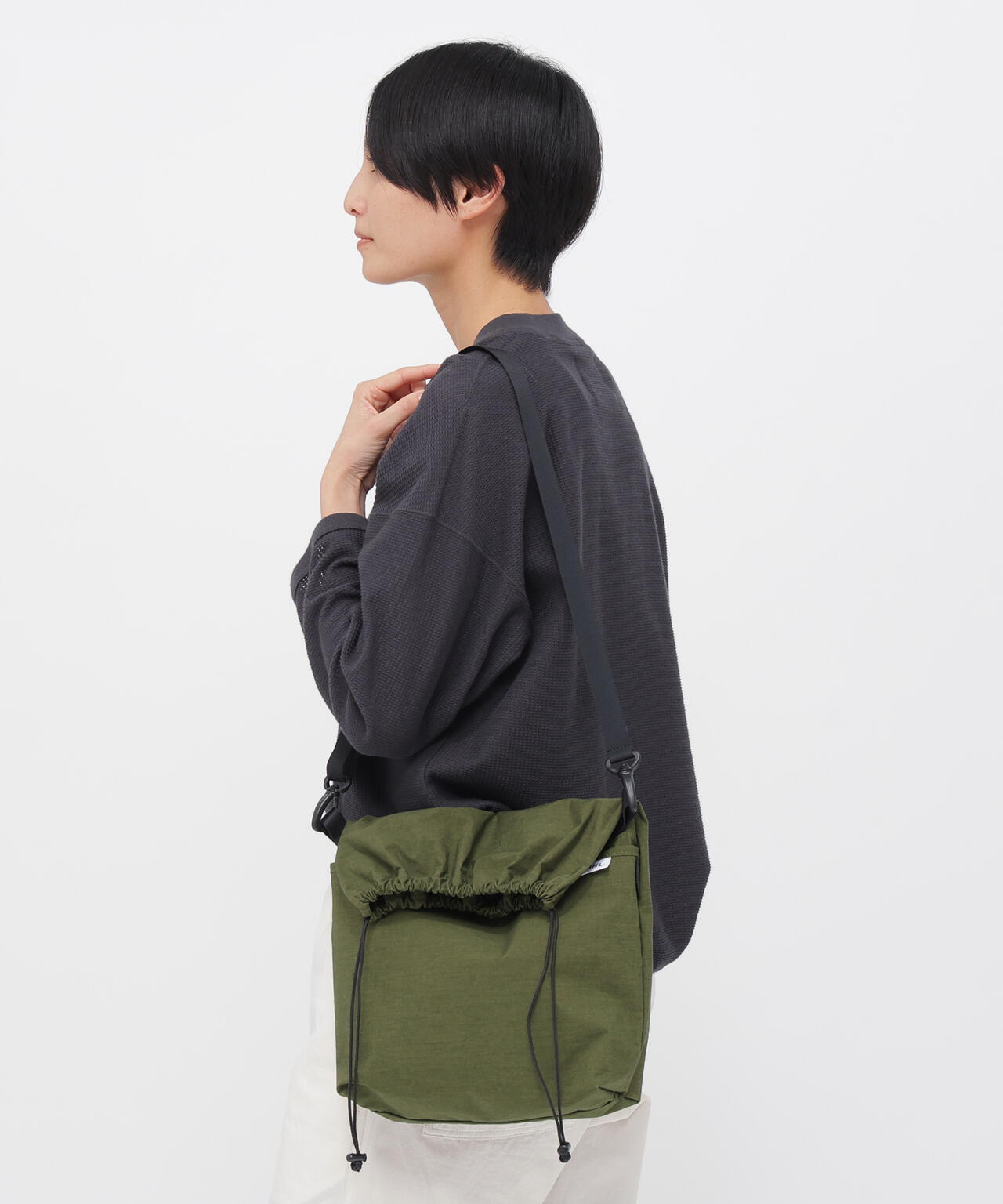 正規品。新品未使用。MHL／マーガレットハウエル/ショルダーバッグ STANDARD SUPPLY FOR MHL. | MARGARET HOWELL（マーガレット・ハウエル