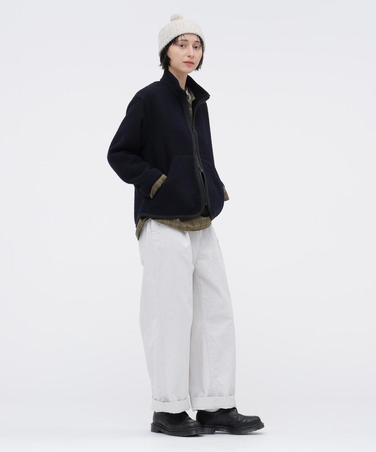 身長168cm　B76 W58 H86 着用サイズ：II