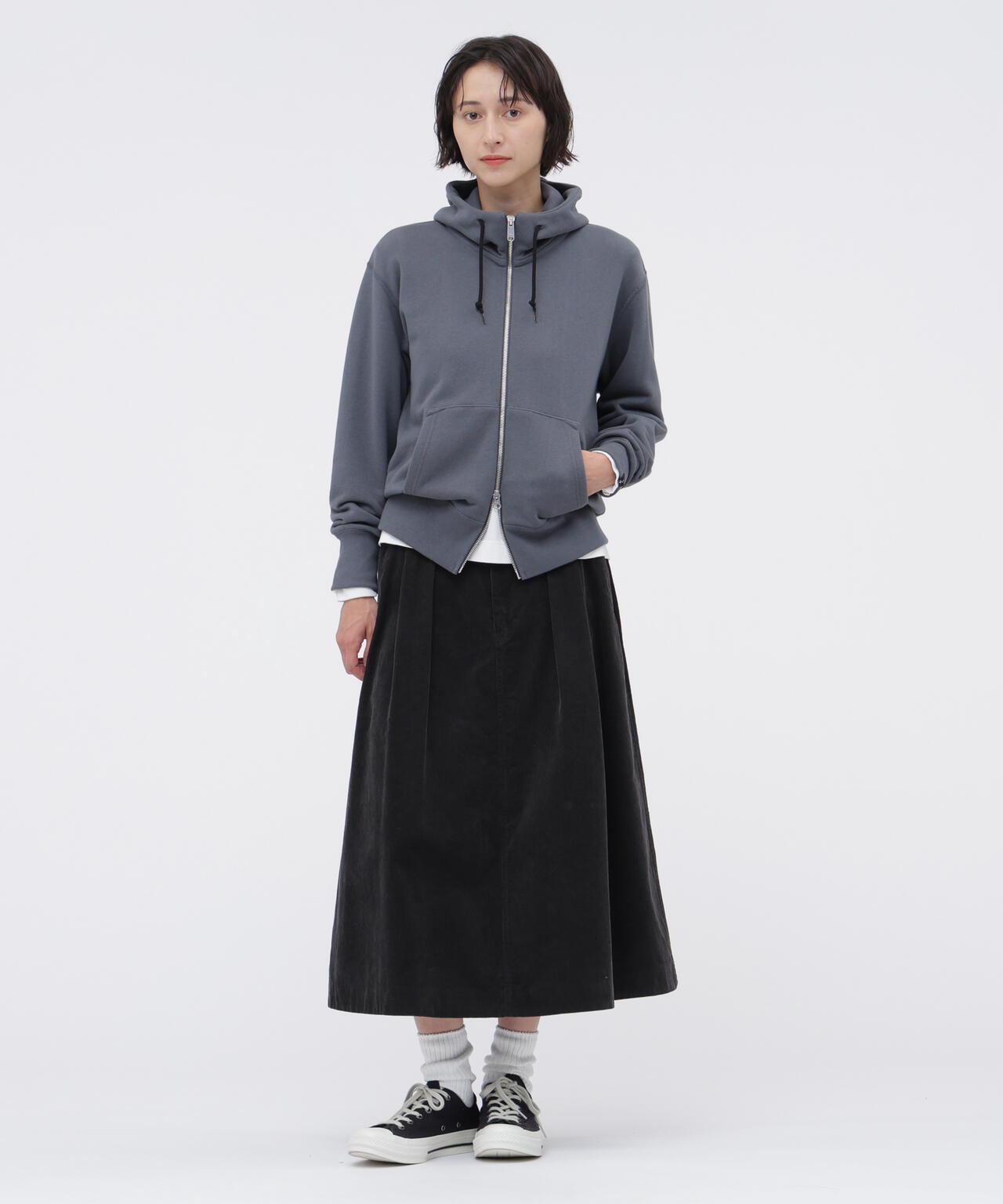 DRY COTTON NEEDLECORD SKIRT | MARGARET HOWELL（マーガレット