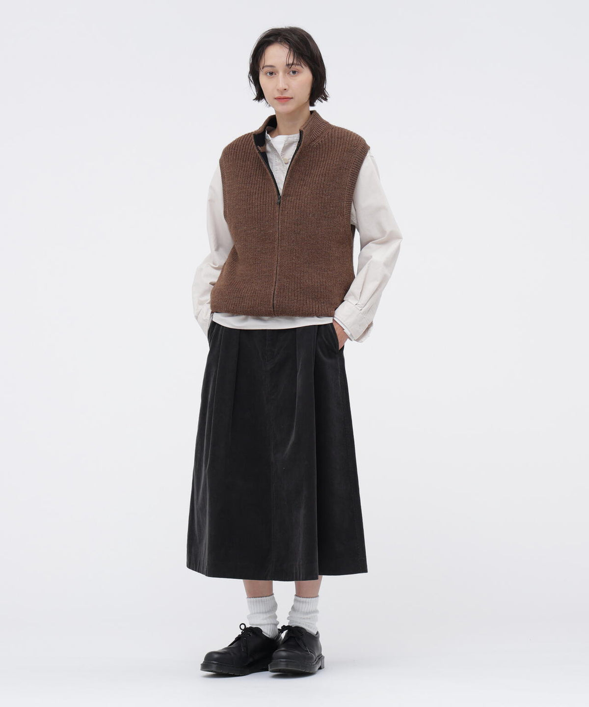 DRY COTTON NEEDLECORD SKIRT