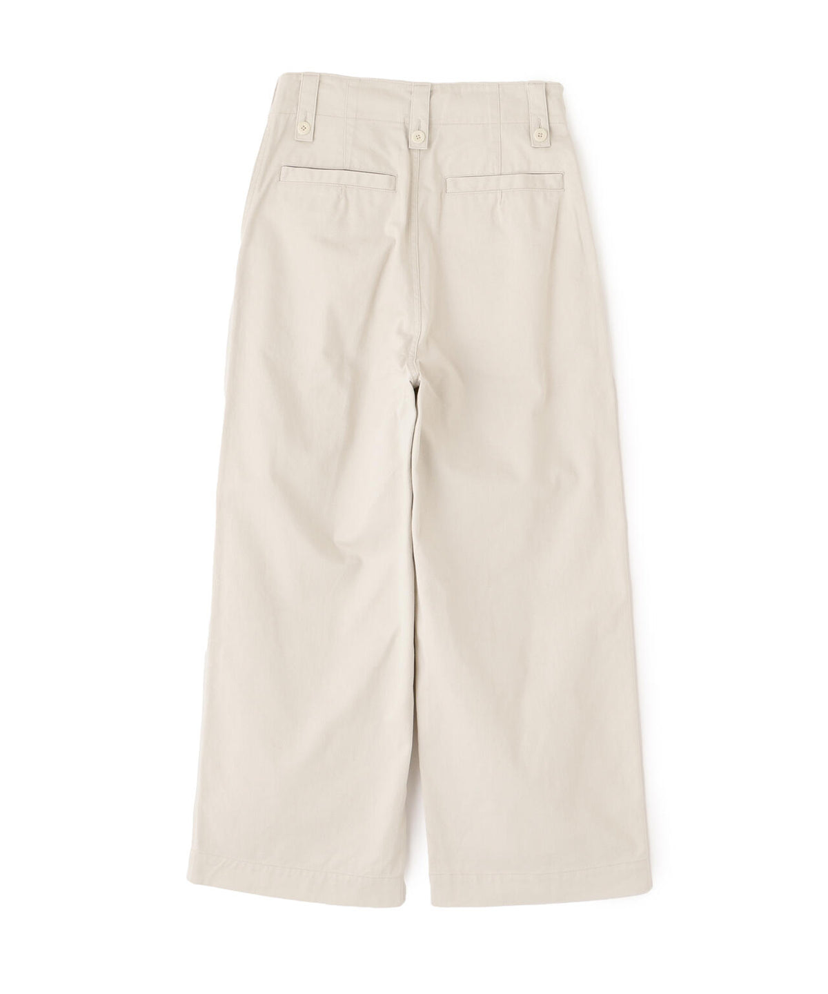 身長168cm　B76 W58 H86 着用サイズ：II