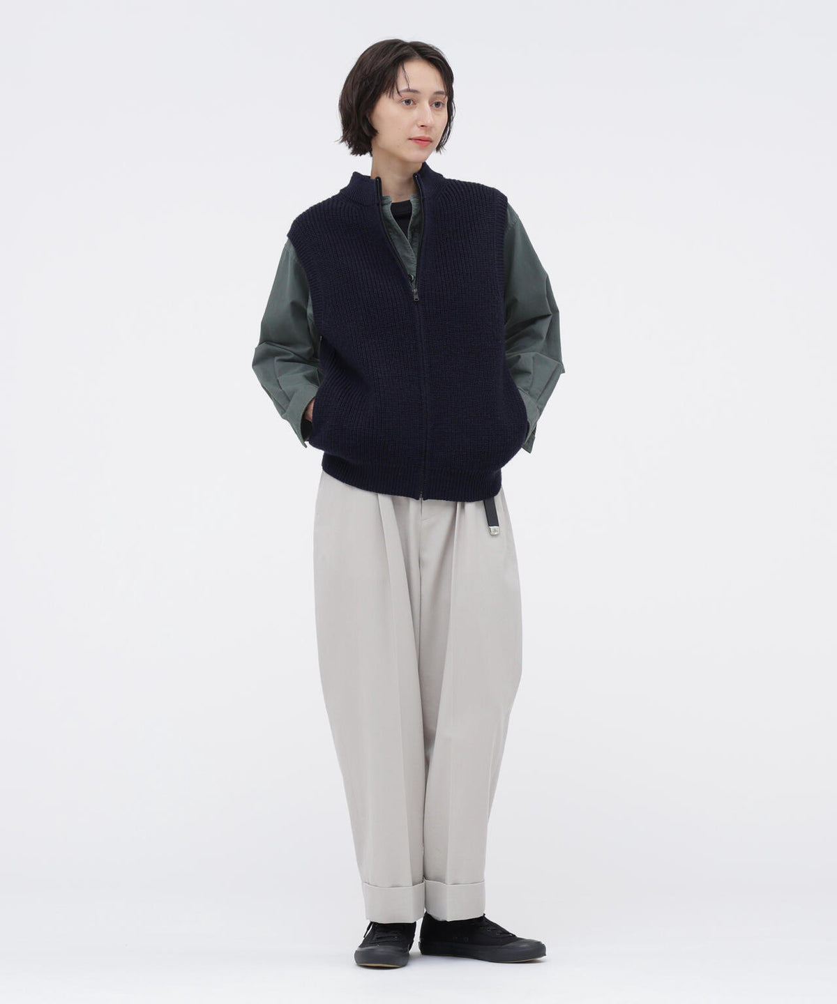 ASH WOOL KNITWEAR