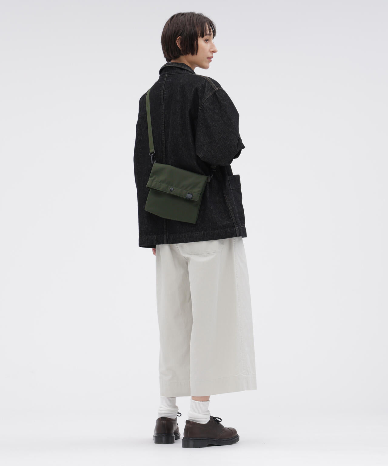 NYLON CANVAS SACOCHE | MARGARET HOWELL（マーガレット・ハウエル