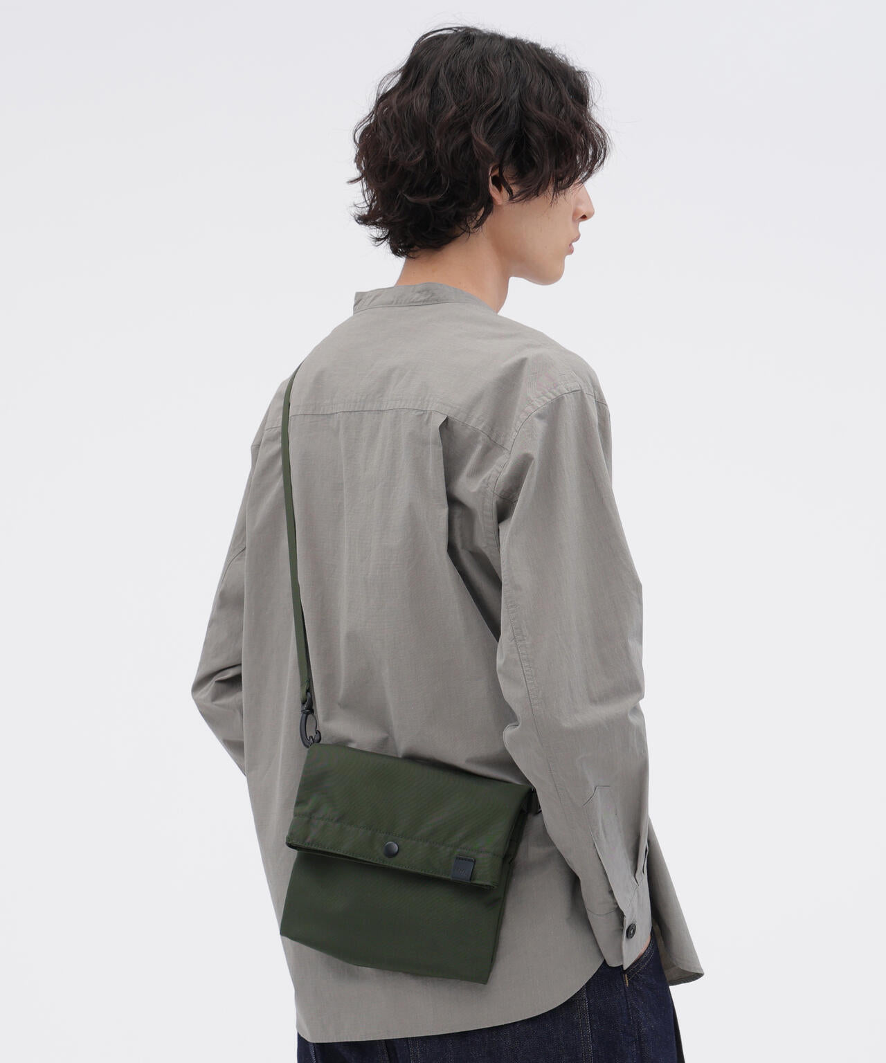NYLON CANVAS SACOCHE | MARGARET HOWELL（マーガレット・ハウエル