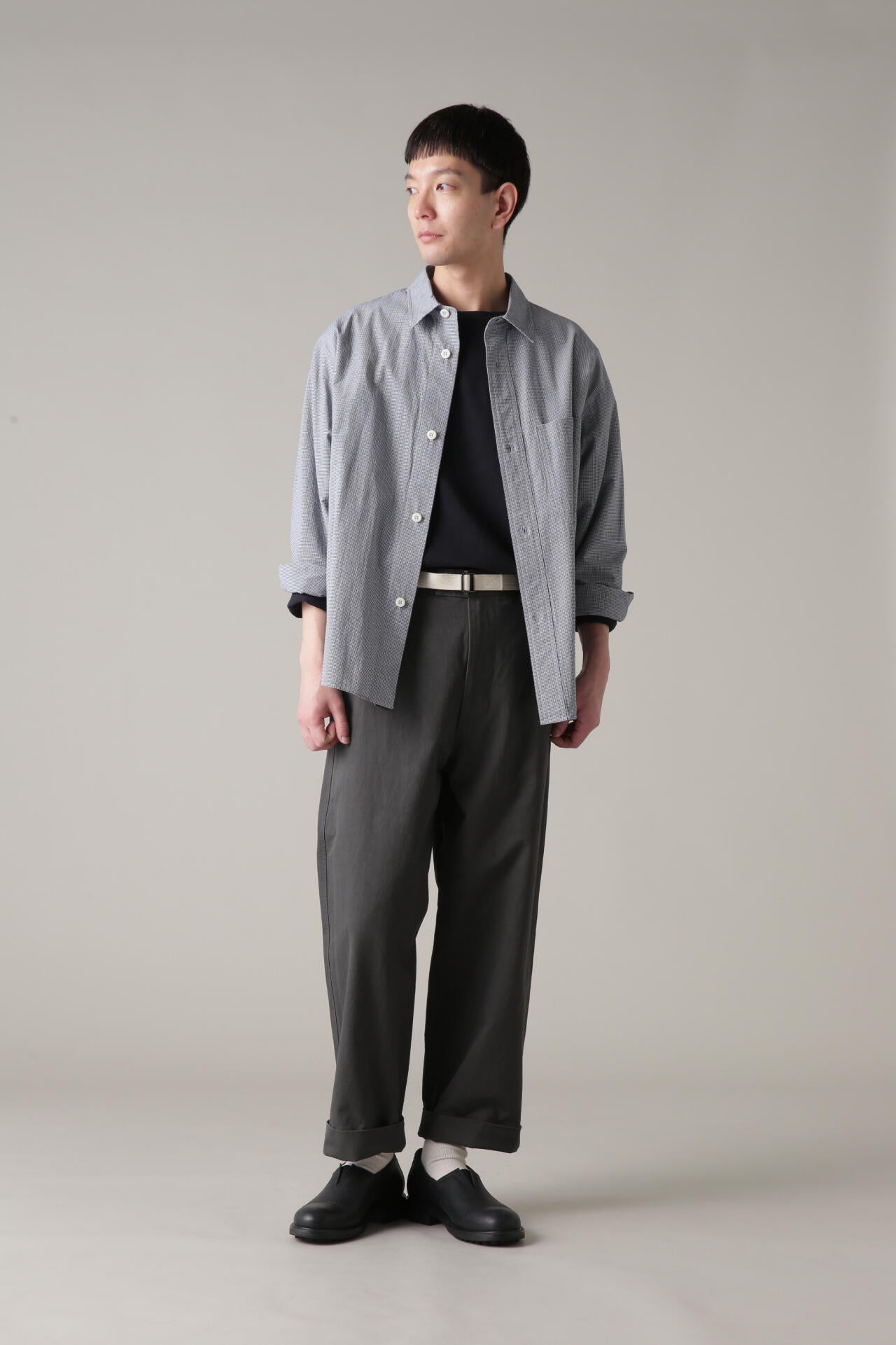 MHL. WASHED COMPACT COTTON パンツ グレー WASHED COMPACT COTTON | MHL.（エムエイチエル） ｜【公式】通販mix