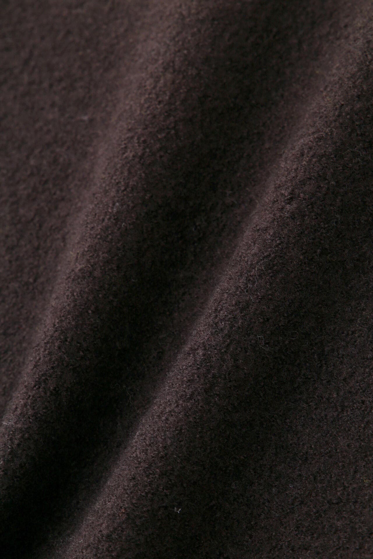 FELTED ROUGH WOOL