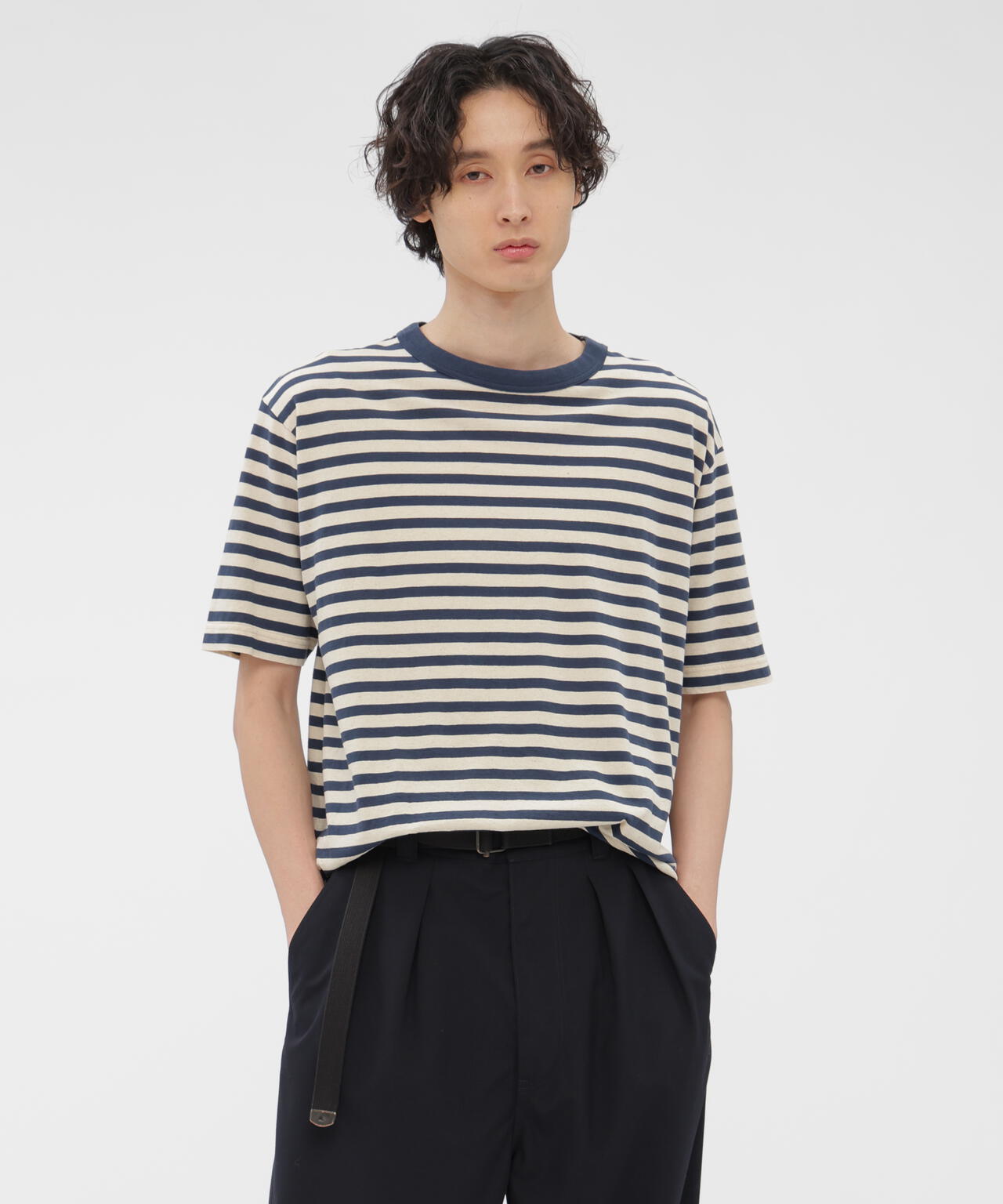MHL. / エムエイチエルマーガレットハウエル | 2023SS | COTTON LINEN STRIPE JERSEY コットン リネン ボーダーTシャツ | 2 | ブルー / ブラック | レディース MHL. / エムエイチエルマーガレットハウエル | 2023SS | COTTON LINEN