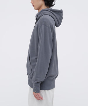 身長185cm 　B84 W66cm H91cm 着用サイズ：L