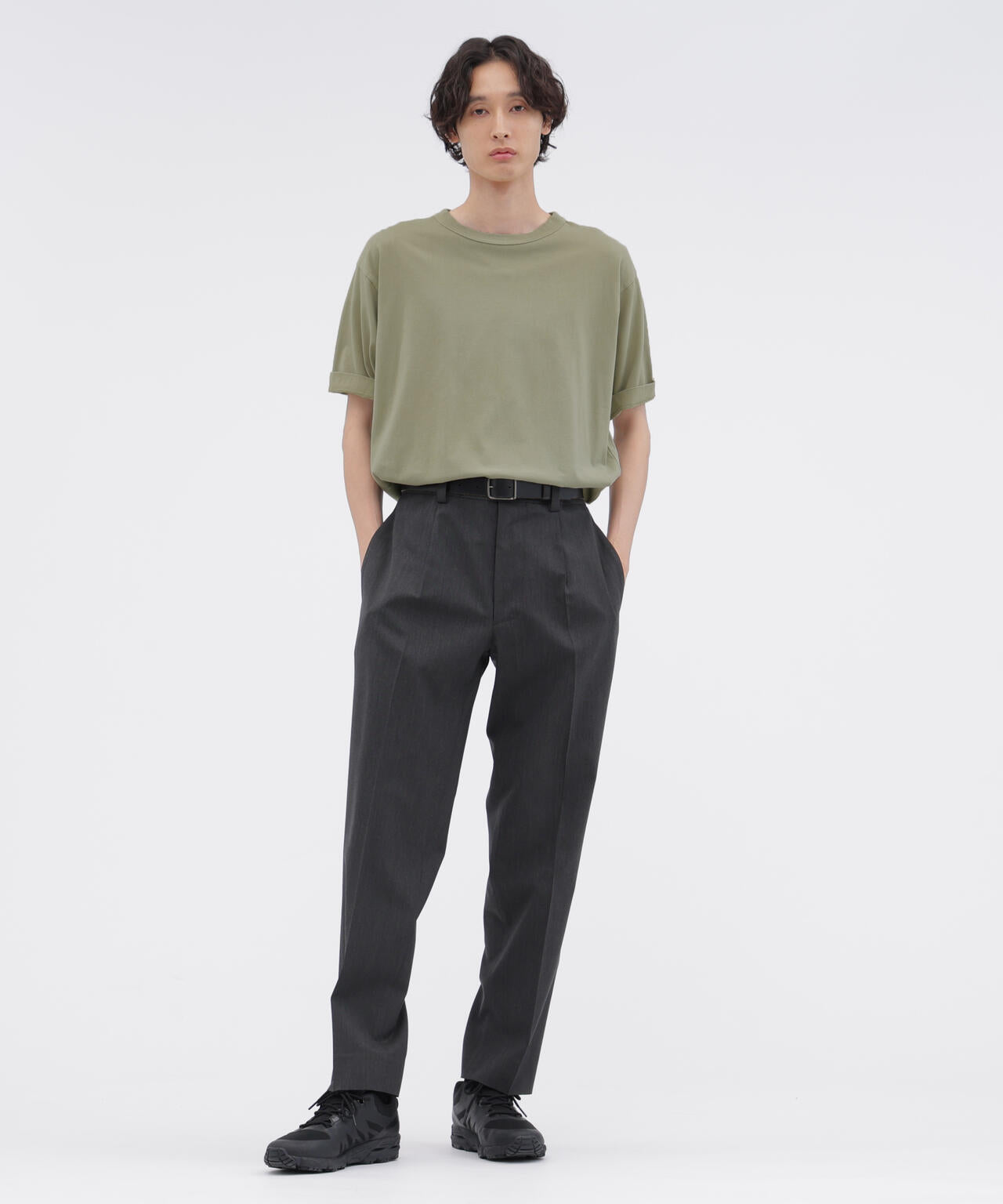 身長185cm 　B84 W66cm H91cm 着用サイズ：L