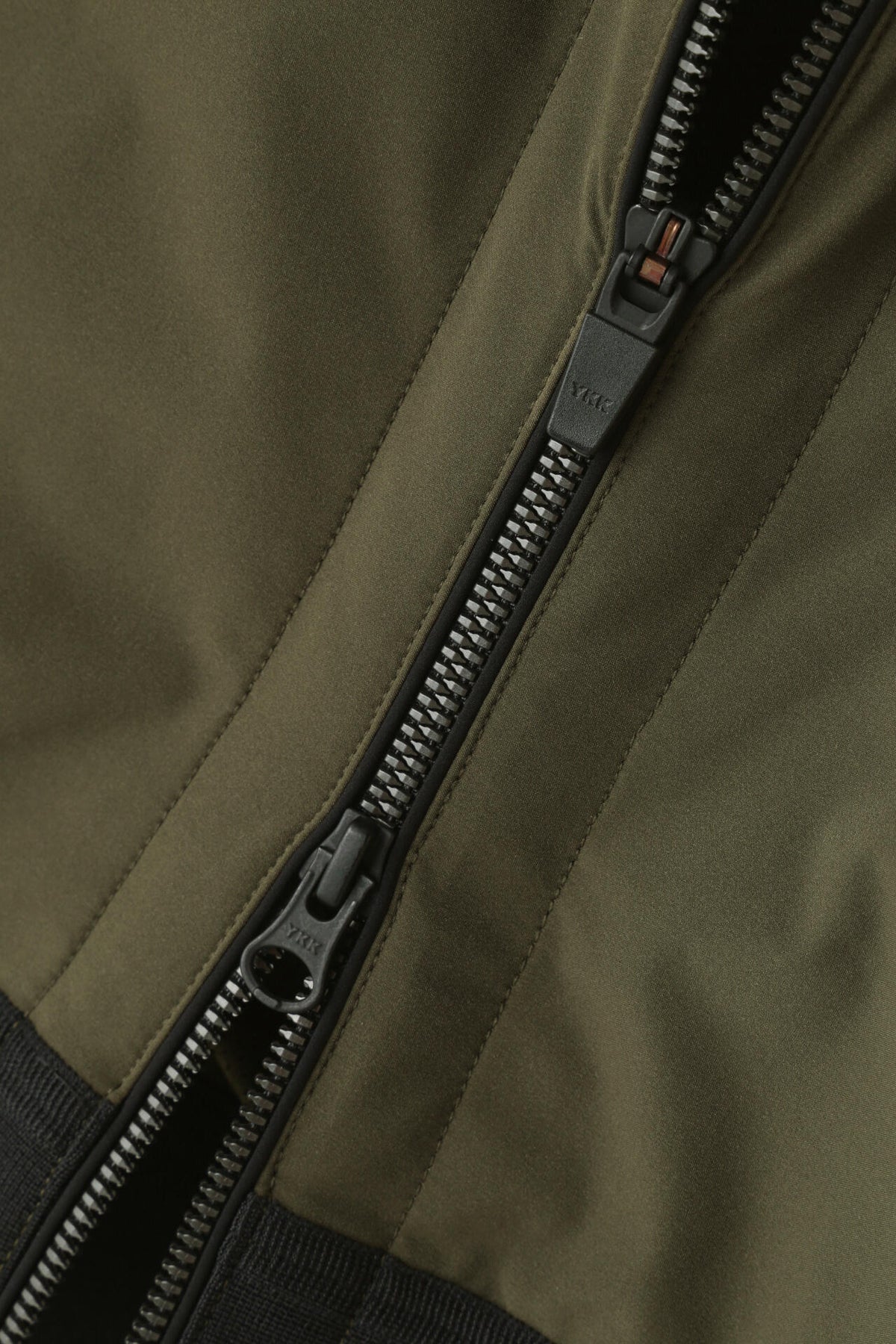 【PING APPAREL】撥水バイカラーフルジップ ストレッチブルゾン ＜GOLD＞ (MENS)