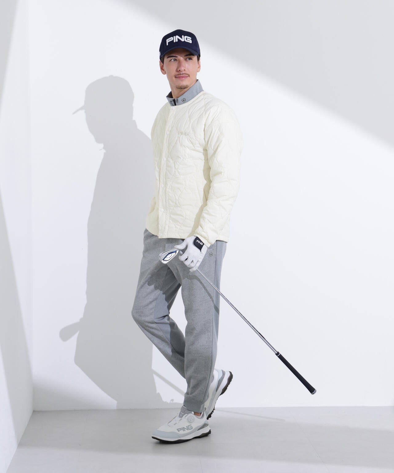 【PING APPAREL】ストレッチタフタキルティングノーカラーブルゾン ＜NATIVE＞ (MENS)