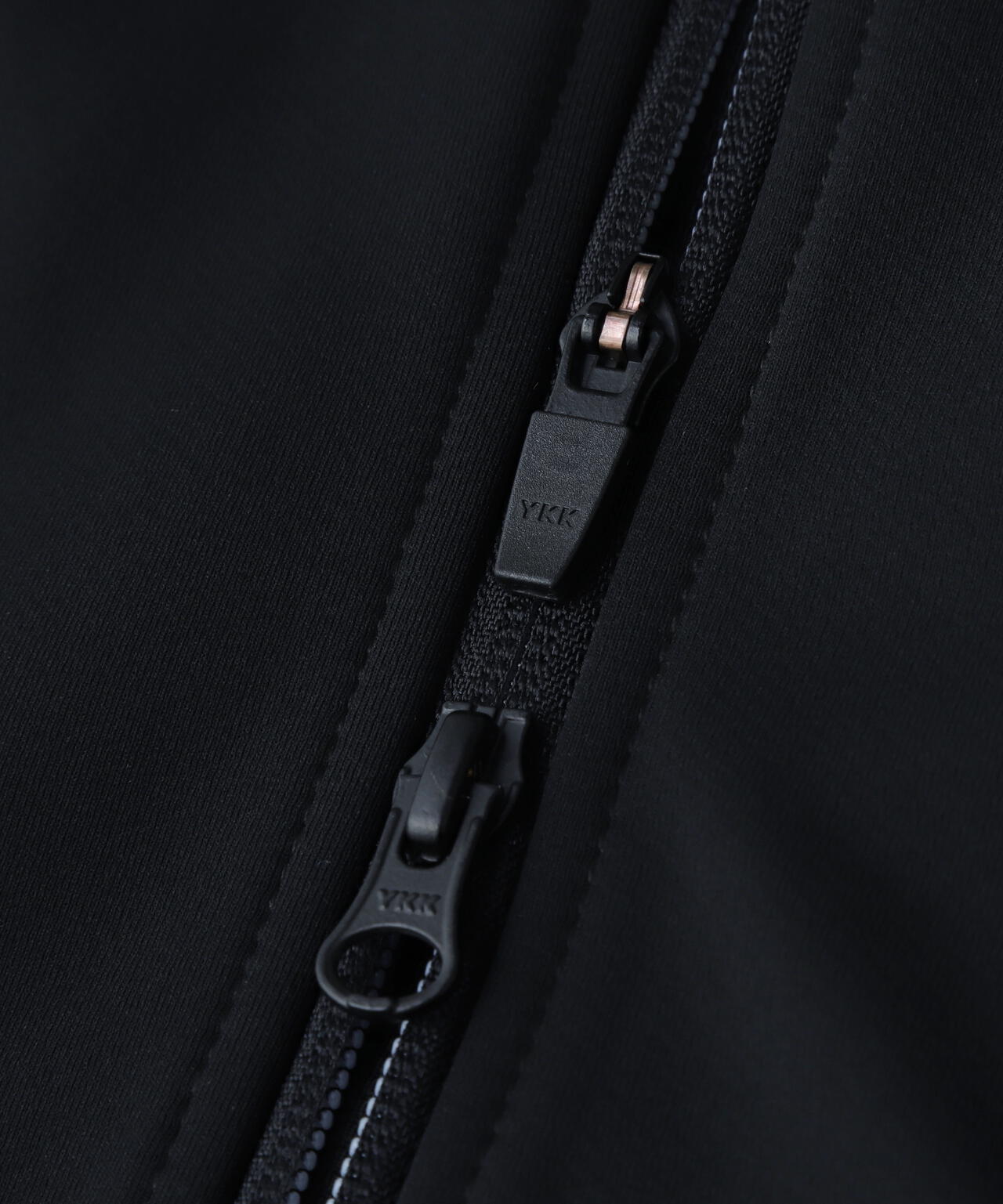 【PING APPAREL】全方向ストレッチ/ダブルフェイス ツインレイヤードアウター ＜GOLD＞ (MENS)