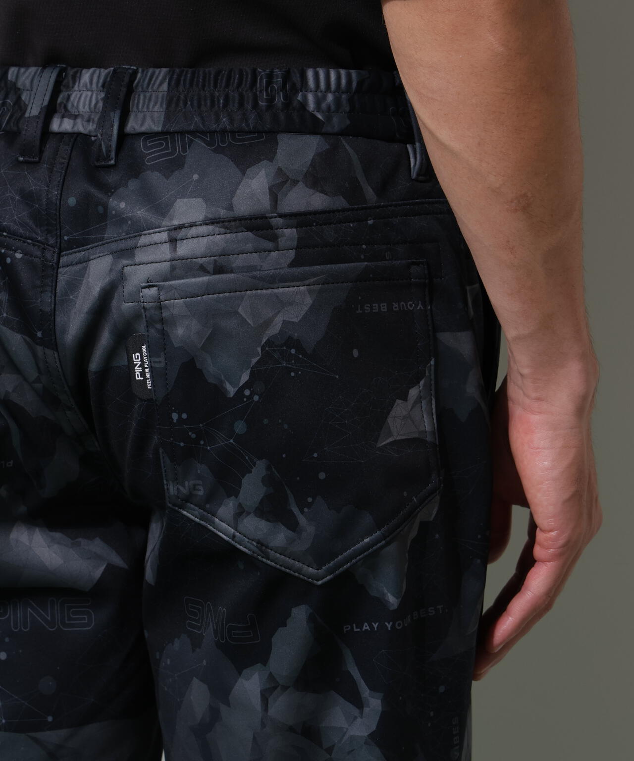 【PING APPAREL】全方向ストレッチボンディングプリントテーパードパンツ ＜PERFORMANCE＞ (MENS)